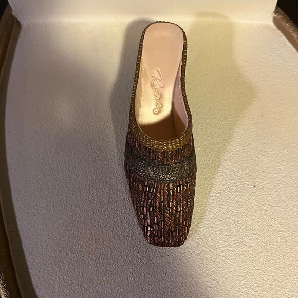 Just the Right Shoe Pretty Penny - Picture 1 of 10